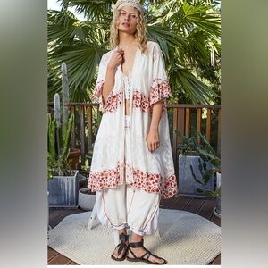 New POL White and Red Floral Kimono